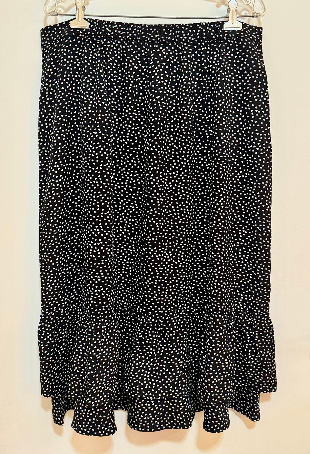 ALLEGRA K SKIRT with double frilled hem and hearts print. - Consigned with VARDO Vintage & Valuables vvvardo.ca