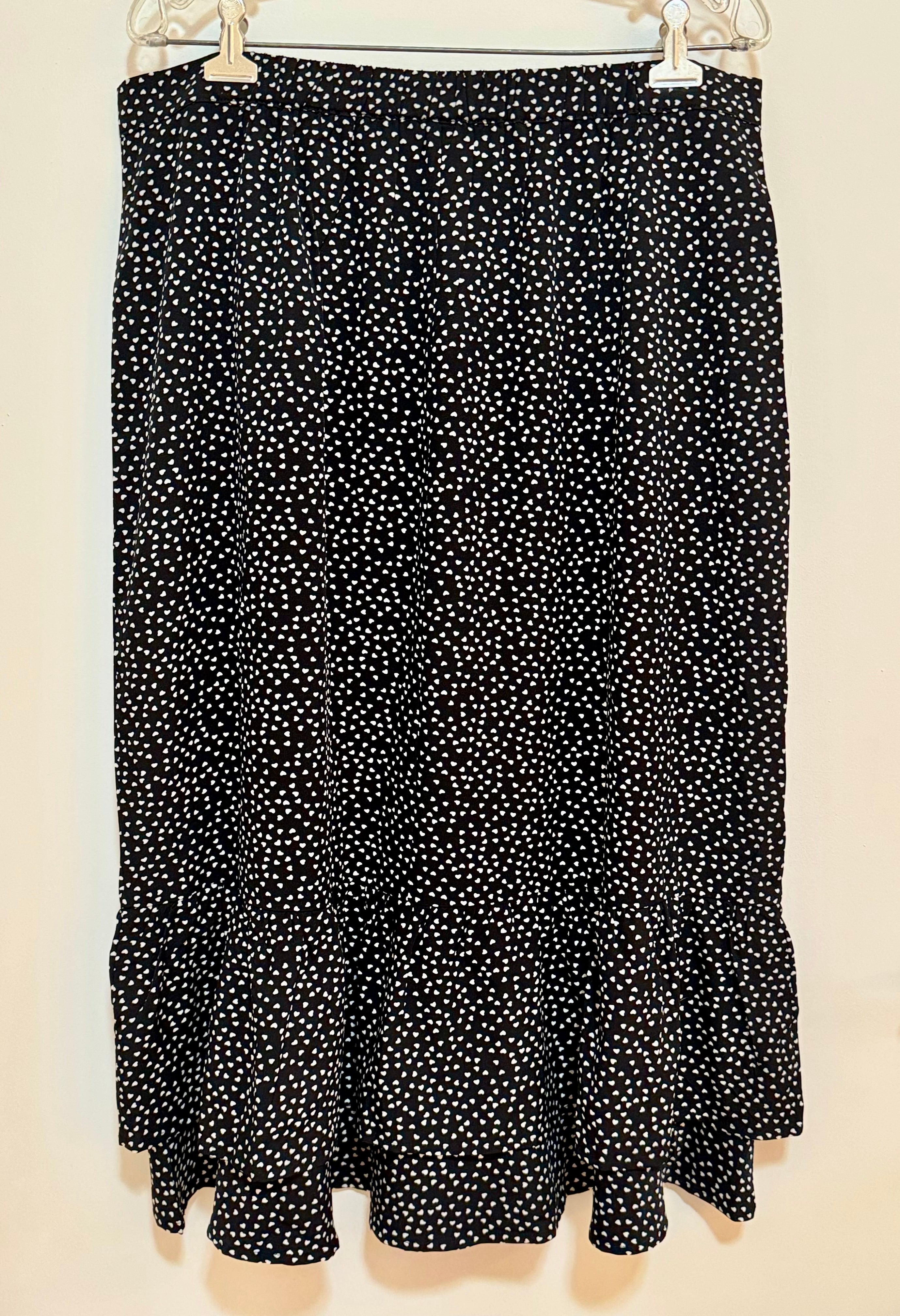 ALLEGRA K SKIRT with double frilled hem and hearts print. - Consigned with VARDO Vintage & Valuables vvvardo.ca