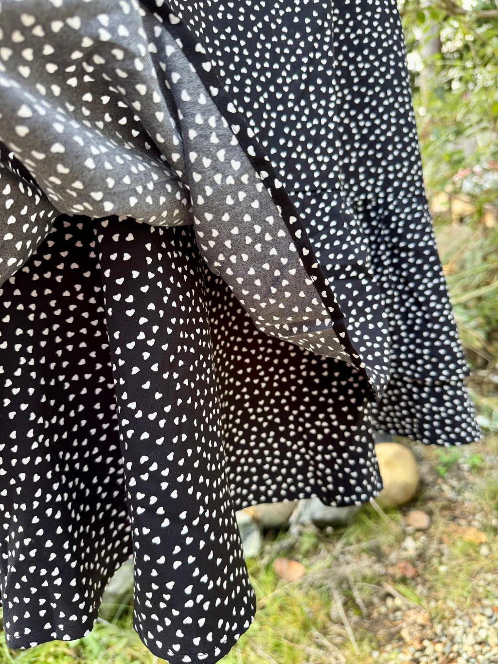 ALLEGRA K SKIRT with double frilled hem and hearts print. - Consigned with VARDO Vintage & Valuables vvvardo.ca