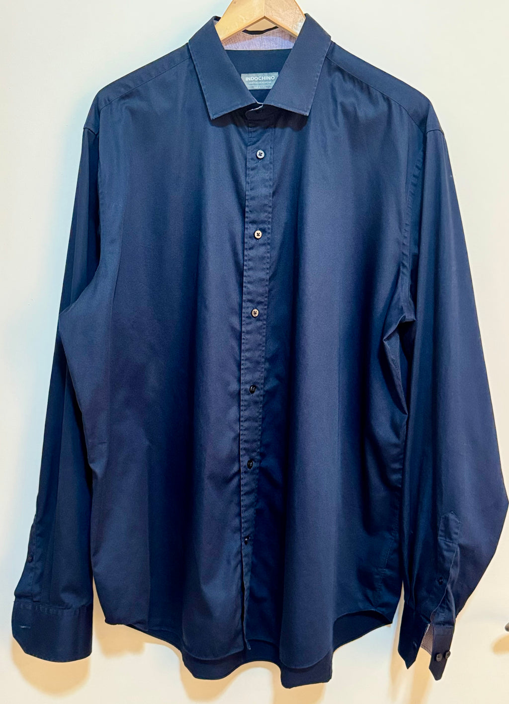 INDOCHINO CUSTOM MENSWEAR SHIRT- Consigned with VARDO Vintage & Valuables vvvardo.ca
