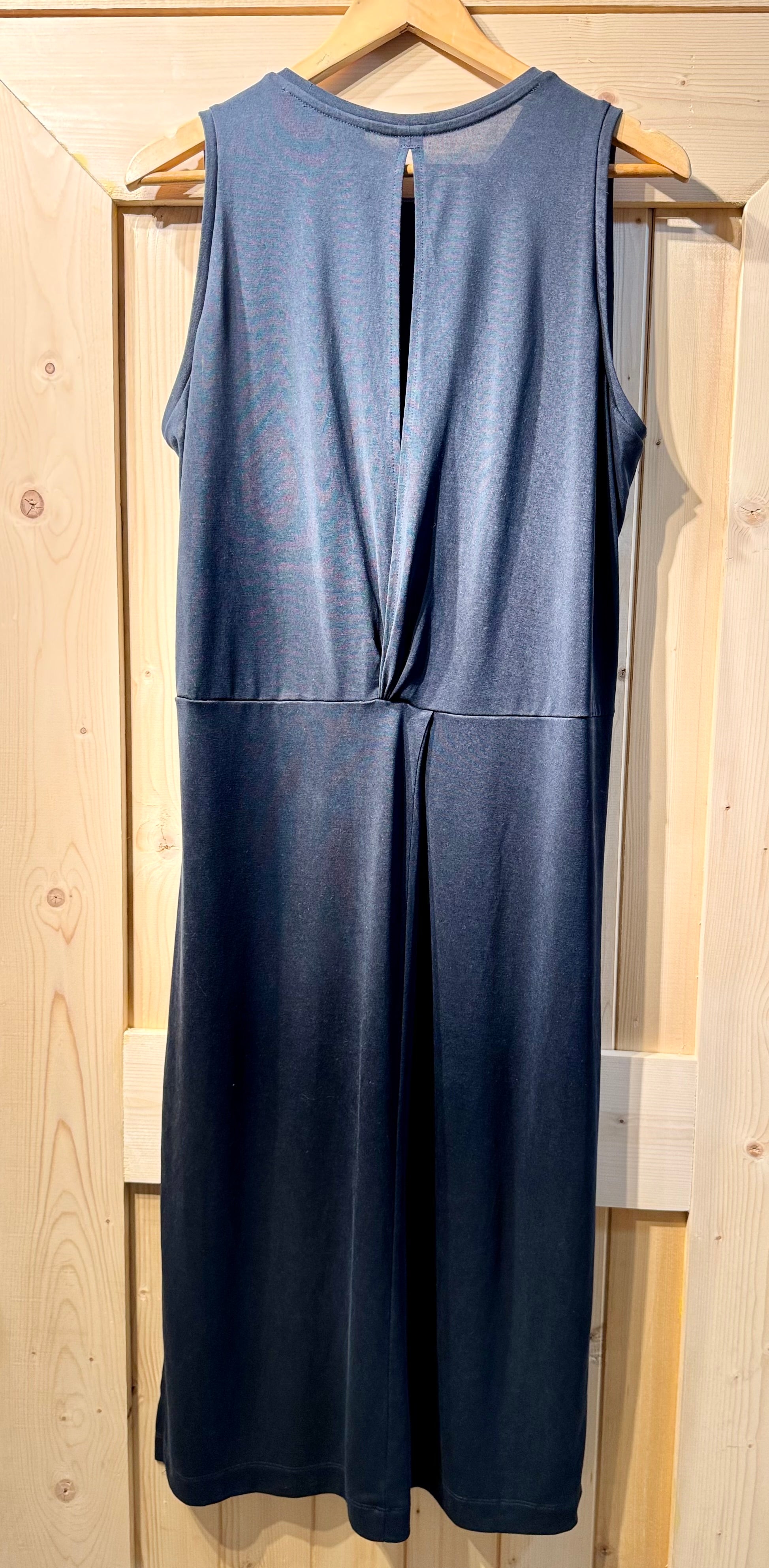 LOLE open back DRESS- Consigned with VARDO Vintage & Valuables vvvardo.ca