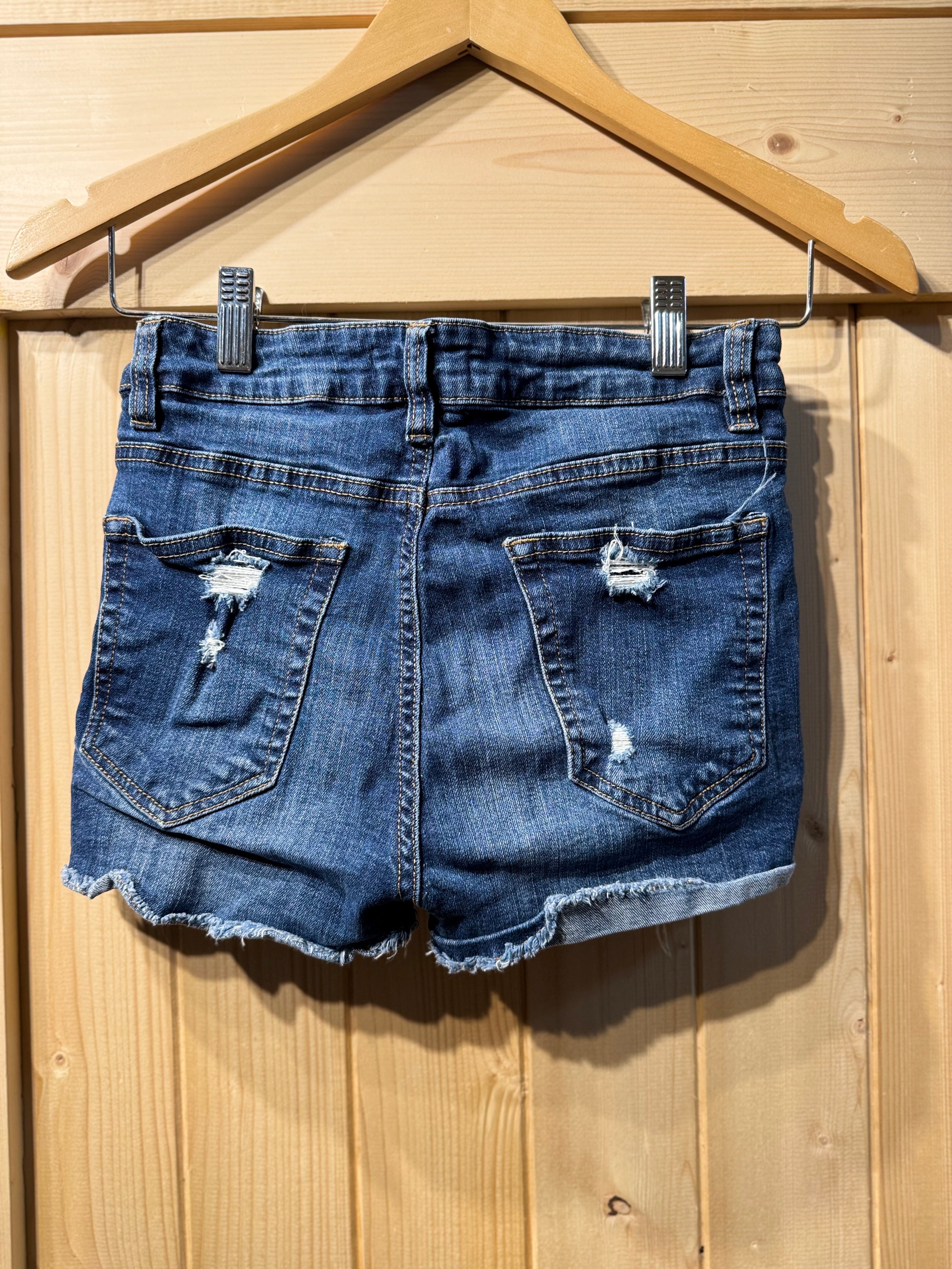 BLUENOTES JEAN SHORTS- Consigned with VARDO Vintage & Valuables vvvardo.ca