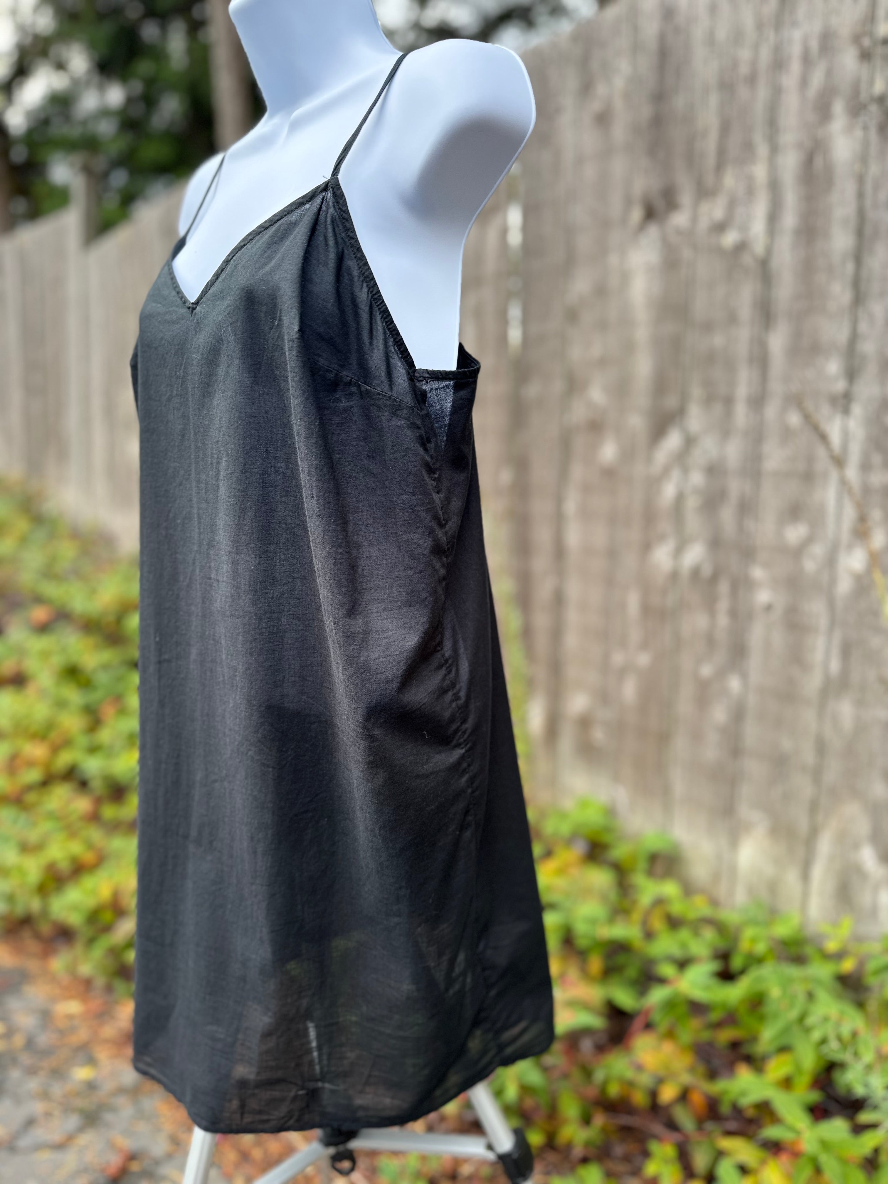 BLACK SLIP DRESS- Consigned with VARDO Vintage & Valuables vvvardo.ca