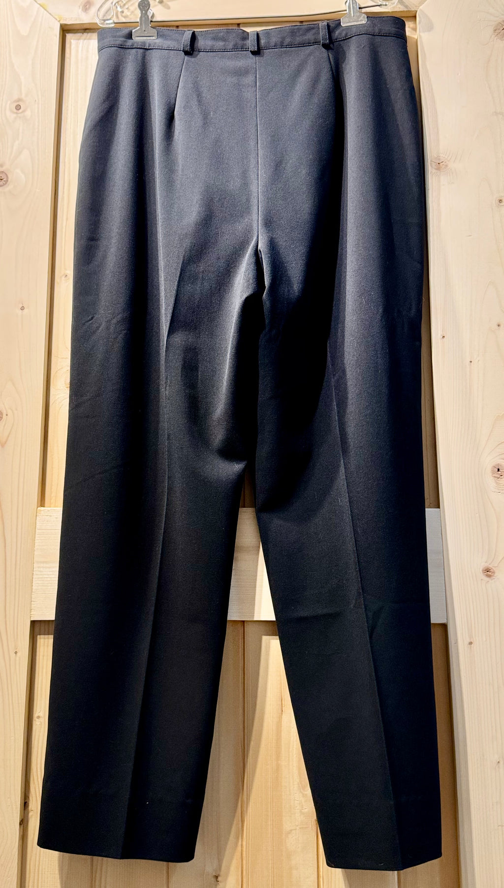 Mode de Vie PANTS - Consigned with VARDO Vintage & Valuables vvvardo.ca