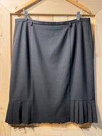 TALBOTS PLEATED HEM WORK SKIRT  - Consigned with VARDO Vintage & Valuables vvvardo.ca