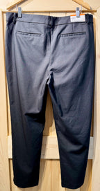 NEW UP! PANTS- Consigned with VARDO Vintage & Valuables vvvardo.ca