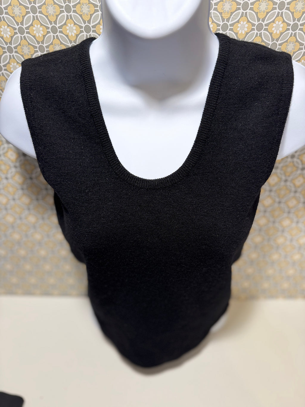 PORTS INTERNATIONAL WOOL VEST - Consigned with VARDO Vintage & Valuables vvvardo.ca