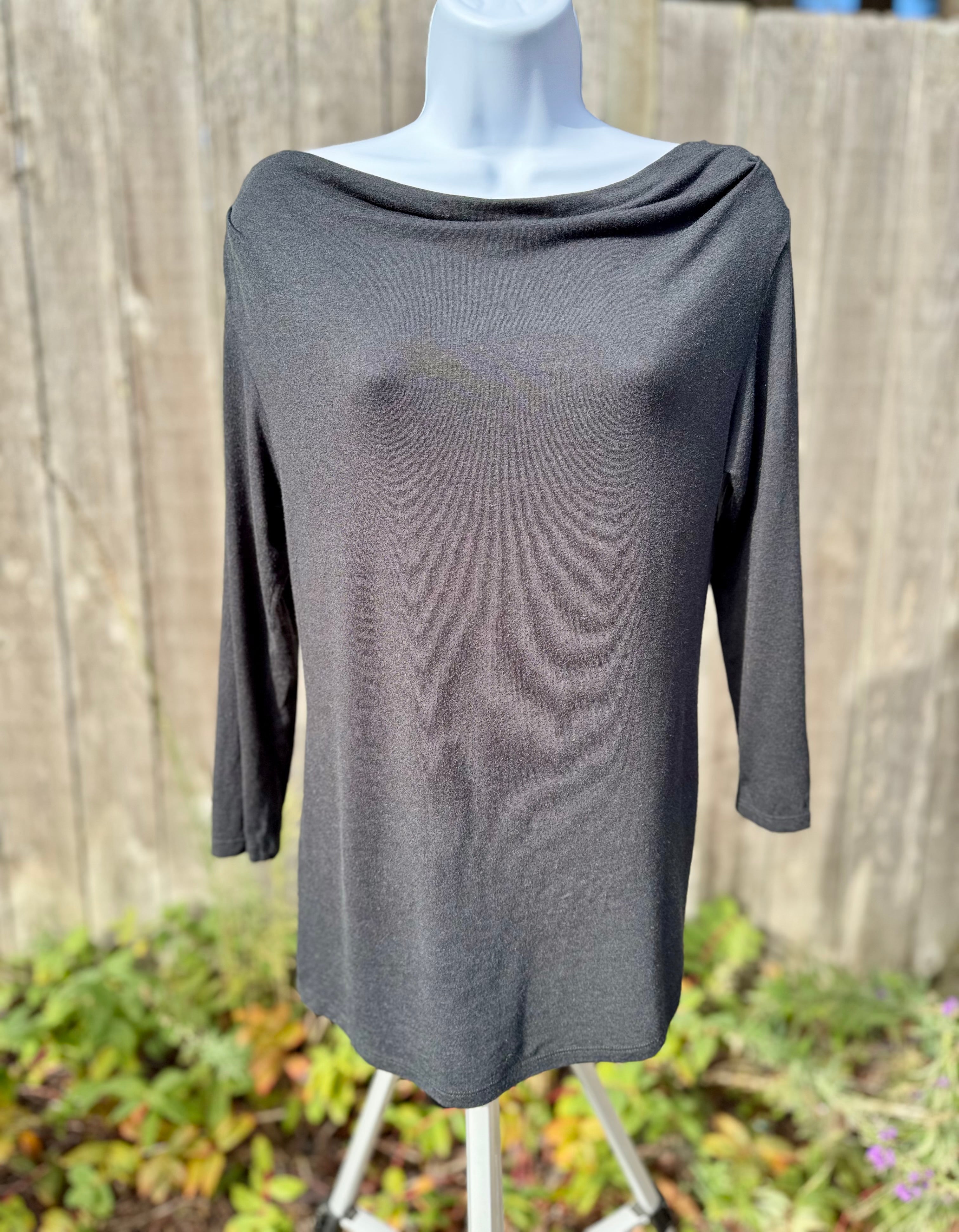 CHLOE ANGUS MODERN BOATNECK TOP - Consigned with VARDO Vintage & Valuables vvvardo.ca