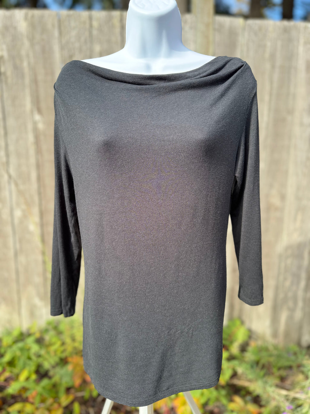 CHLOE ANGUS MODERN BOATNECK TOP - Consigned with VARDO Vintage & Valuables vvvardo.ca