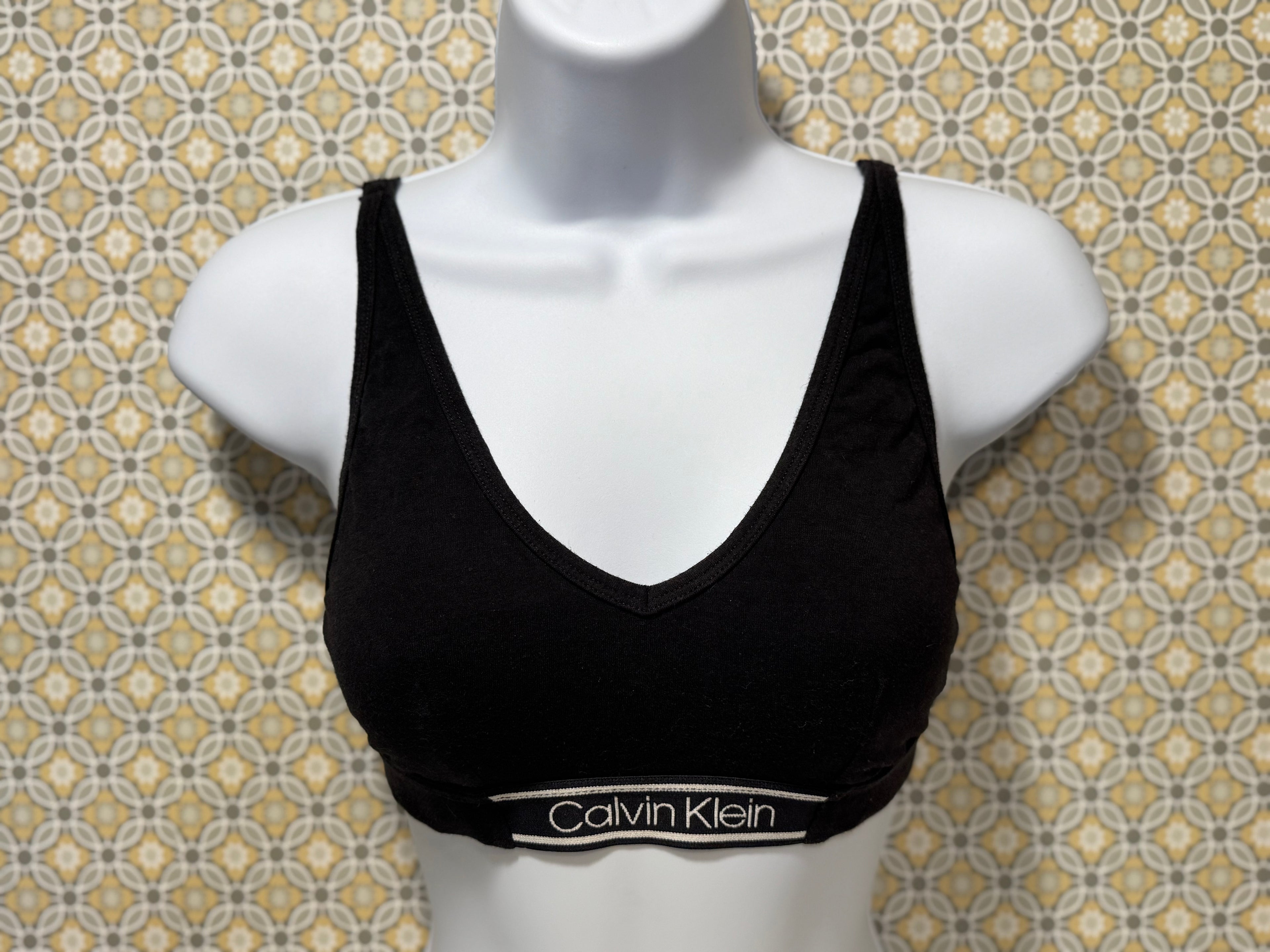 CALVIN KLEIN BRALETTE- Consigned with VARDO Vintage & Valuables vvvardo.ca