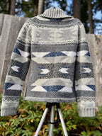 EDDIE BAUER CARDIGAN - Consigned with VARDO Vintage & Valuables vvvardo.ca