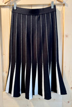 PREMISE Midi colour block TRUMPET MERMAID sweater knit SKIRT- Consigned with VARDO Vintage & Valuables vvvardo.ca