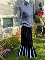 PREMISE Midi colour block TRUMPET MERMAID sweater knit SKIRT- Consigned with VARDO Vintage & Valuables vvvardo.ca