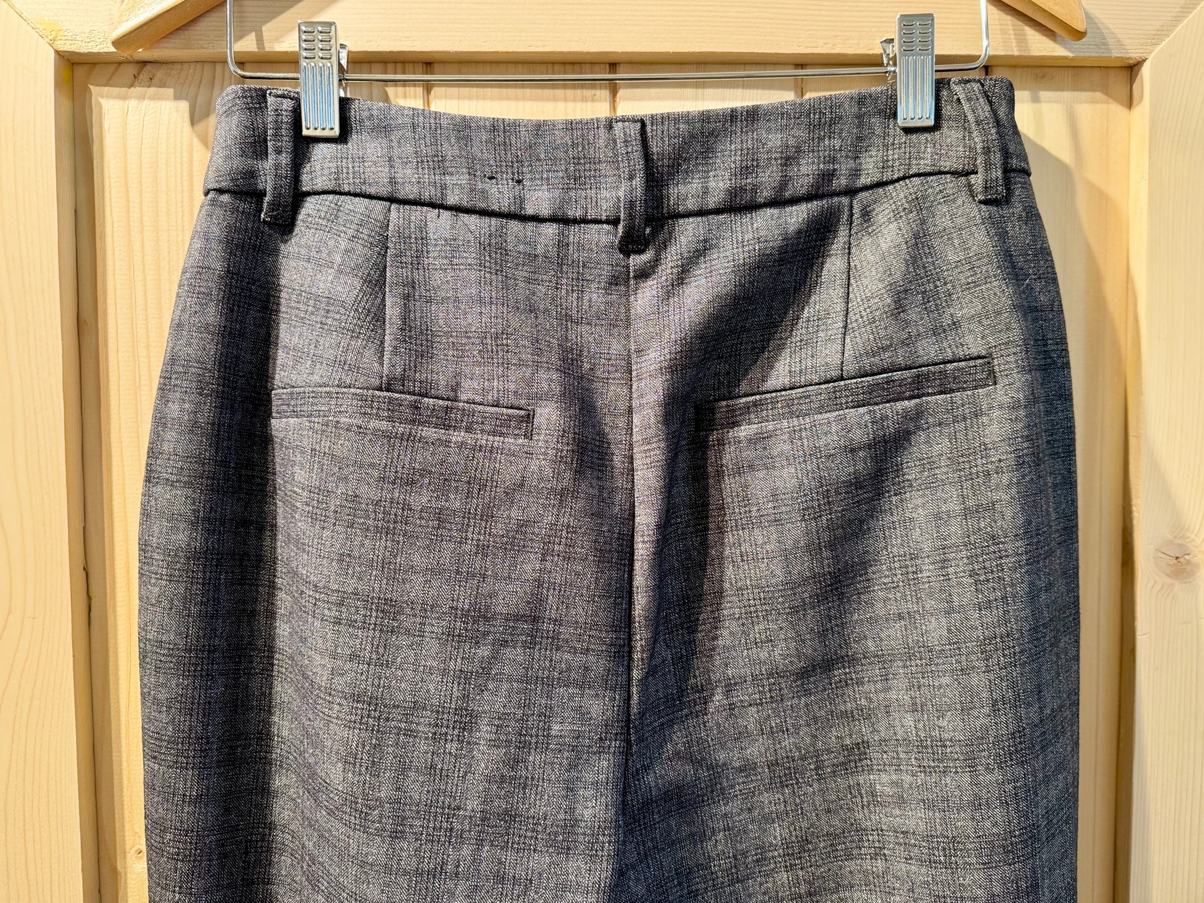REITMANS WIDE-LEG HIGH-RISE PLAID PANTS - Consigned with VARDO Vintage & Valuables vvvardo.ca