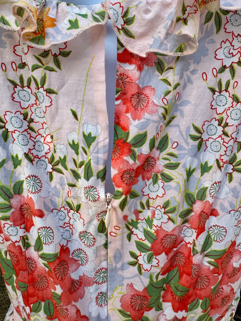 OASIS JEANS FLORAL FRILLED YOUTH DRESS- Consigned with VARDO Vintage & Valuables vvvardo.ca