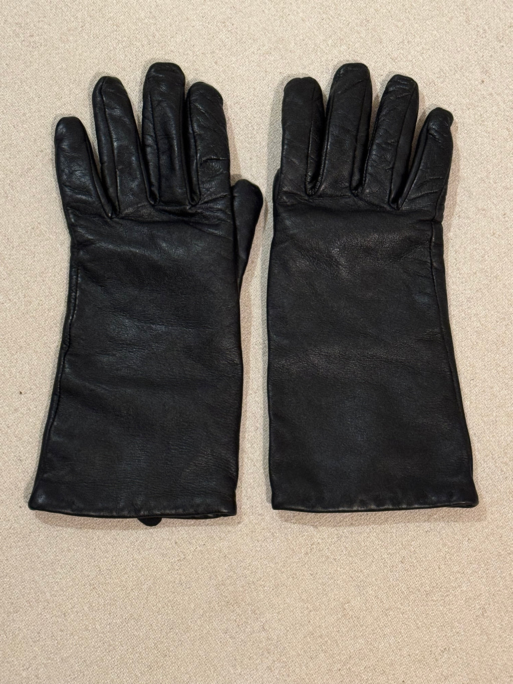 LEATHER & CASHMERE GLOVES - Consigned with VARDO Vintage & Valuables vvvardo.ca