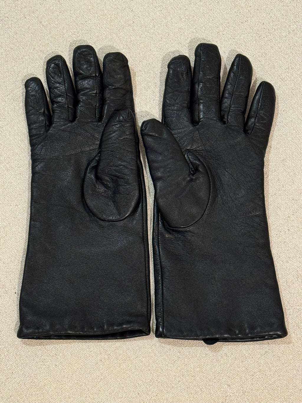 LEATHER & CASHMERE GLOVES - Consigned with VARDO Vintage & Valuables vvvardo.ca