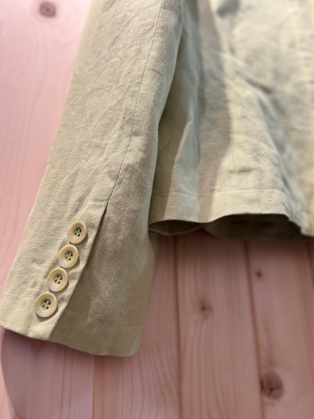 IRISH LINEN Blazer by TALBOTS - Consigned with VARDO Vintage & Valuables vvvardo.ca