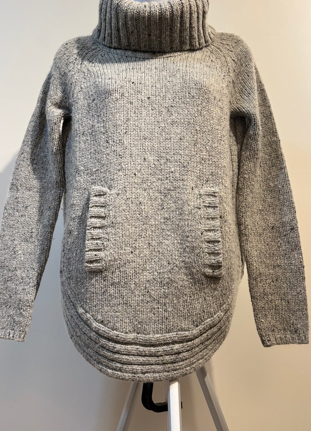 CYNTHIA ROWLEY TURTLENECK SWEATER- Consigned with VARDO Vintage & Valuables vvvardo.ca