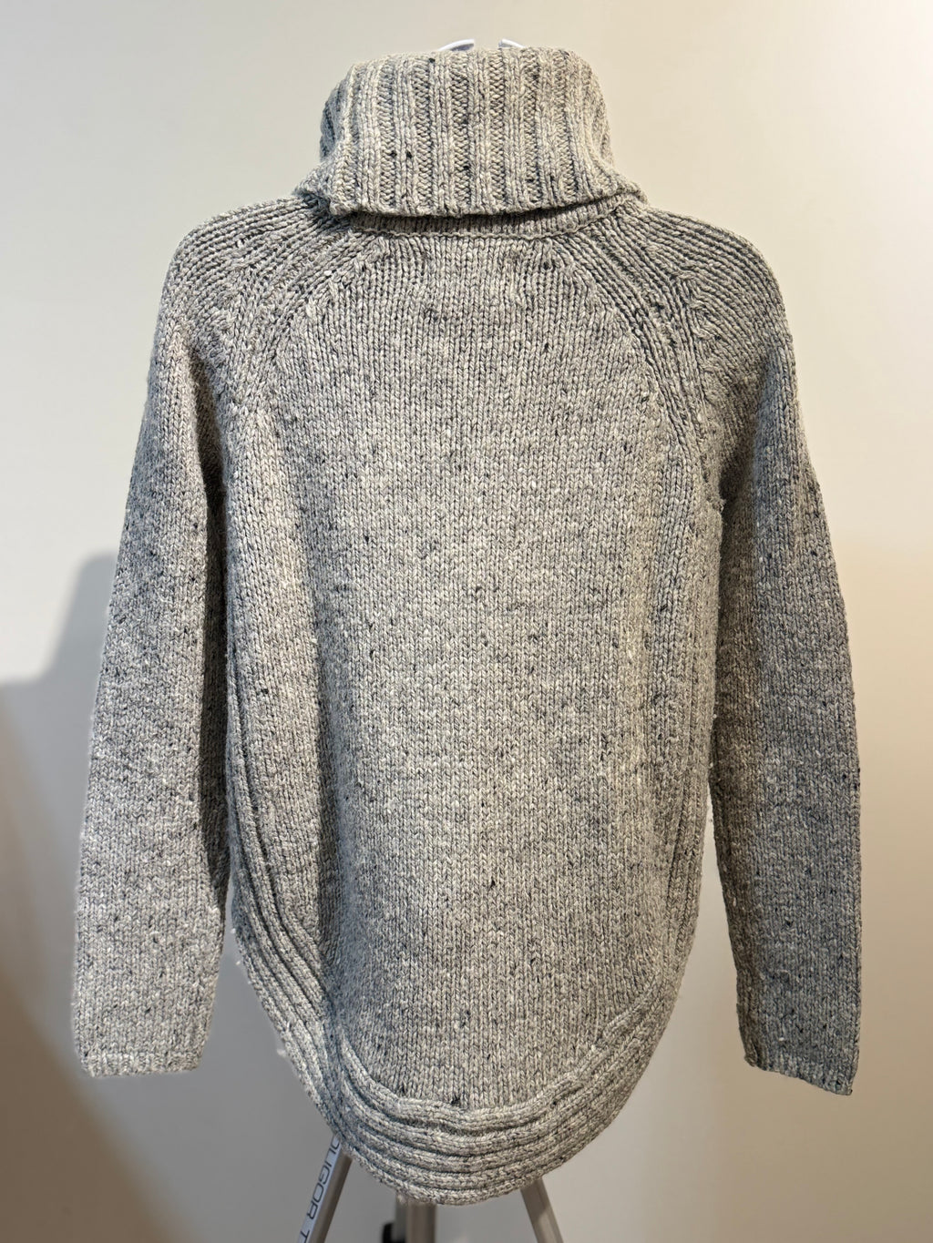 CYNTHIA ROWLEY TURTLENECK SWEATER- Consigned with VARDO Vintage & Valuables vvvardo.ca