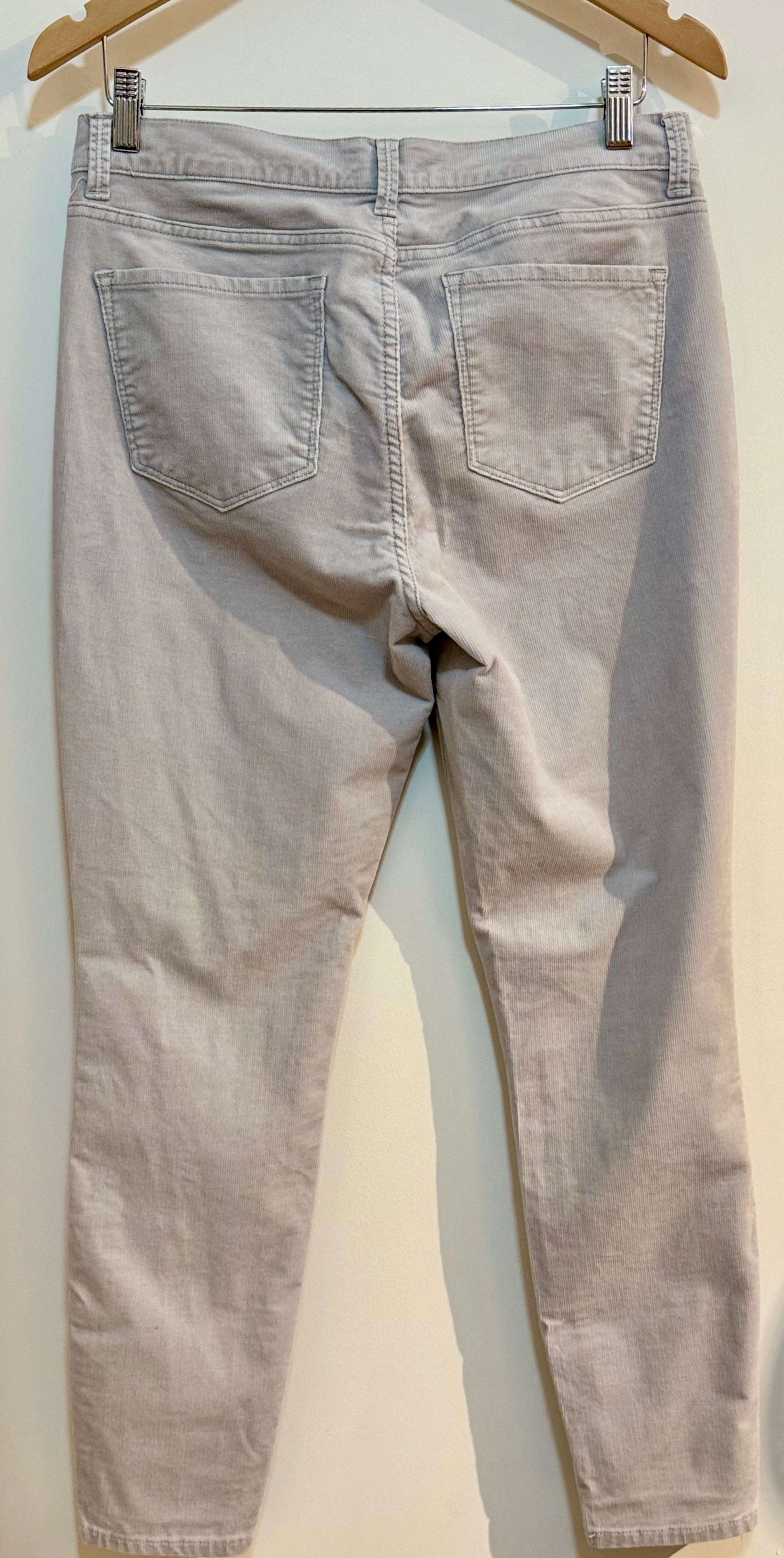 BANANA REPUBLIC CORDS- Consigned with VARDO Vintage & Valuables vvvardo.ca