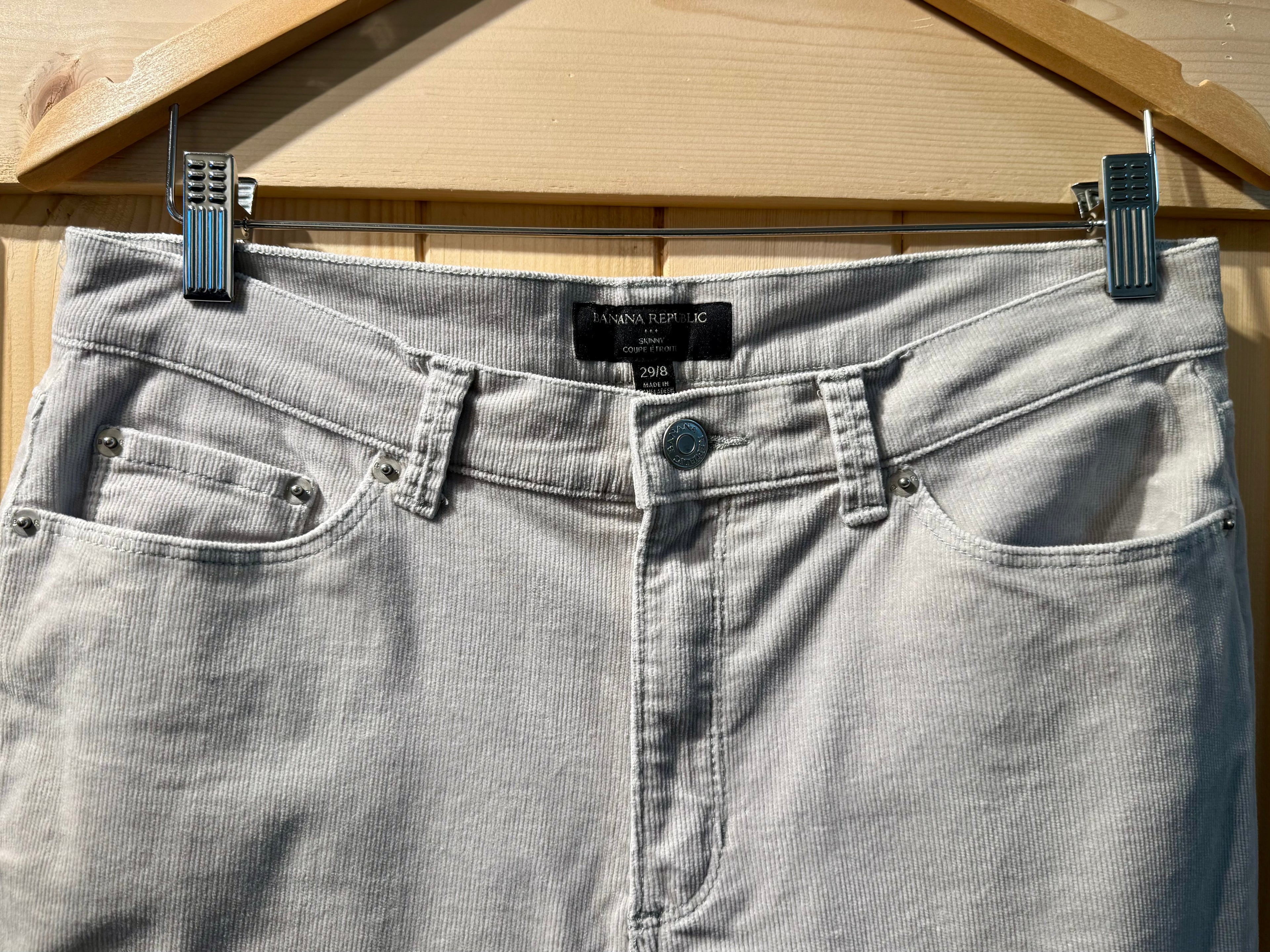 BANANA REPUBLIC CORDS- Consigned with VARDO Vintage & Valuables vvvardo.ca