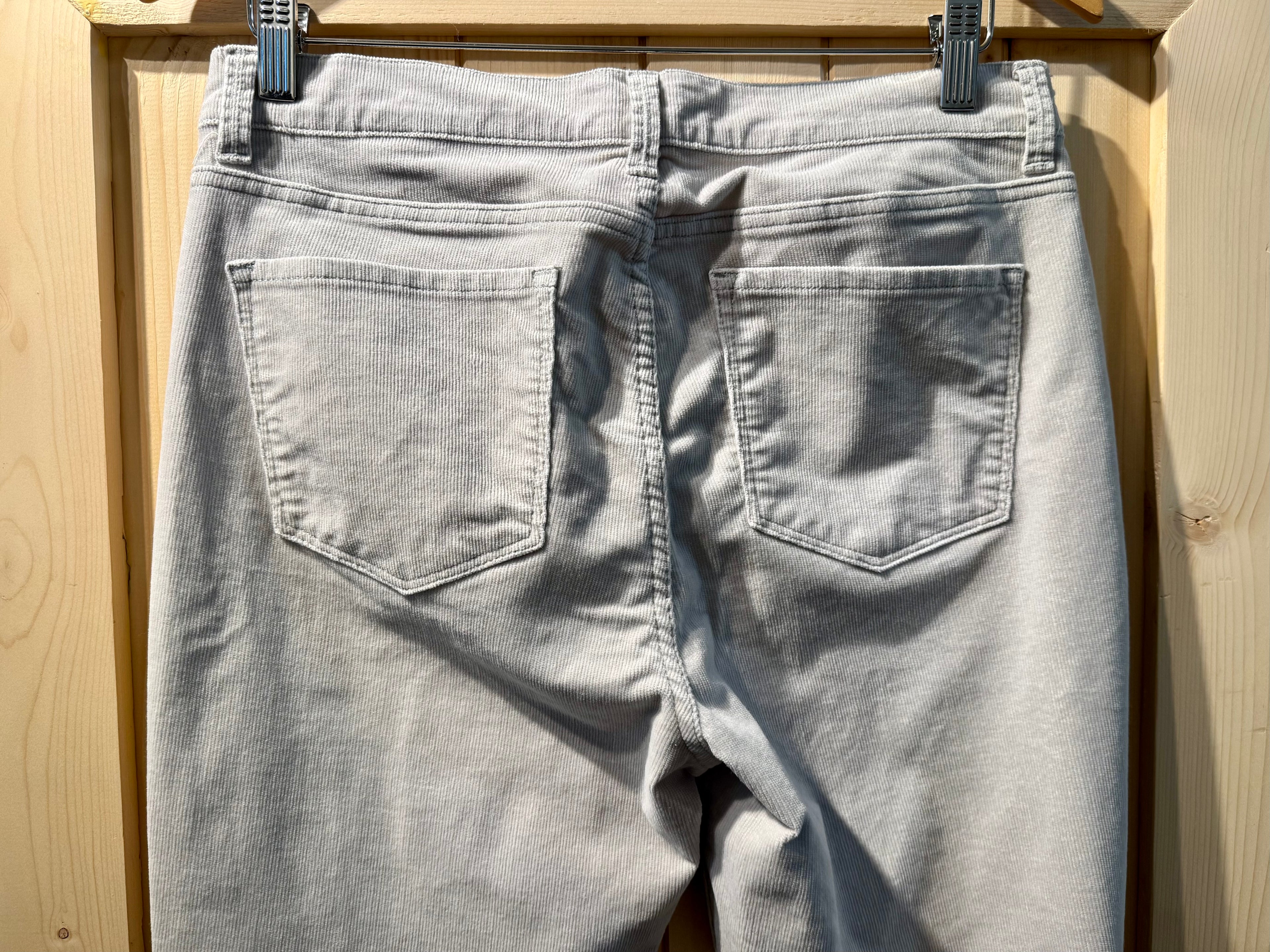 BANANA REPUBLIC CORDS- Consigned with VARDO Vintage & Valuables vvvardo.ca