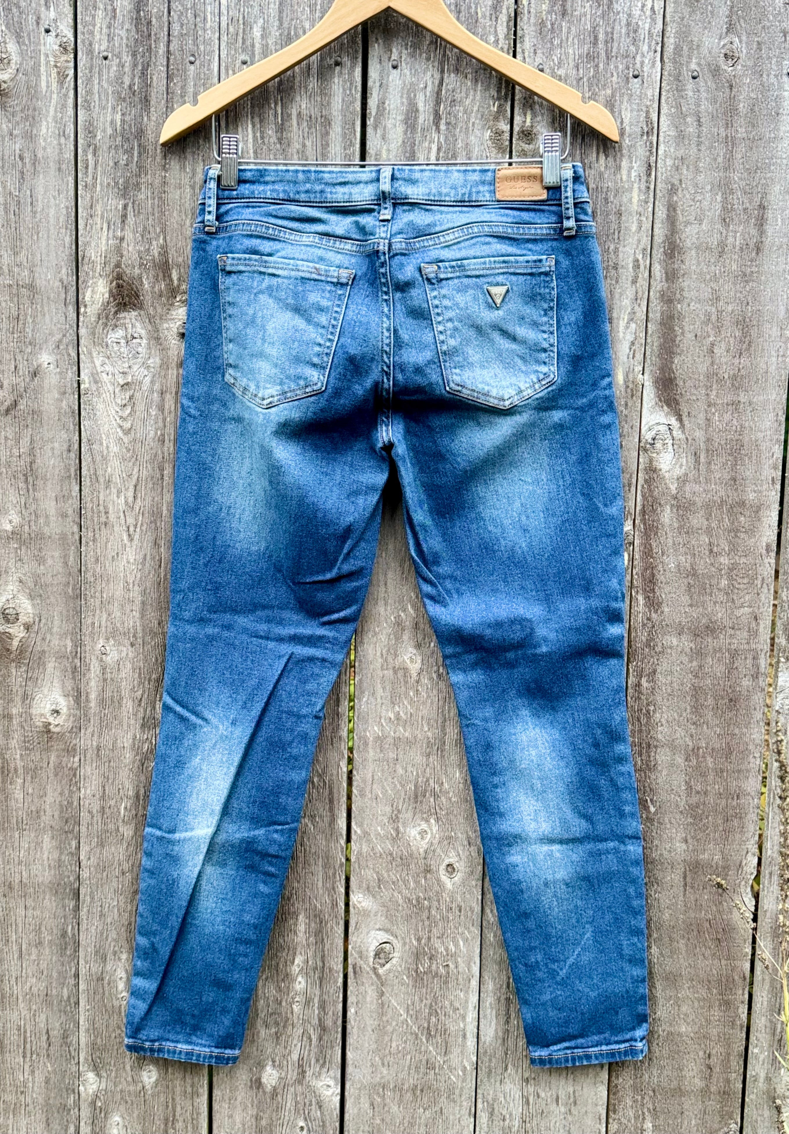 GUESS JEANS - Consigned with VARDO Vintage & Valuables vvvardo.ca