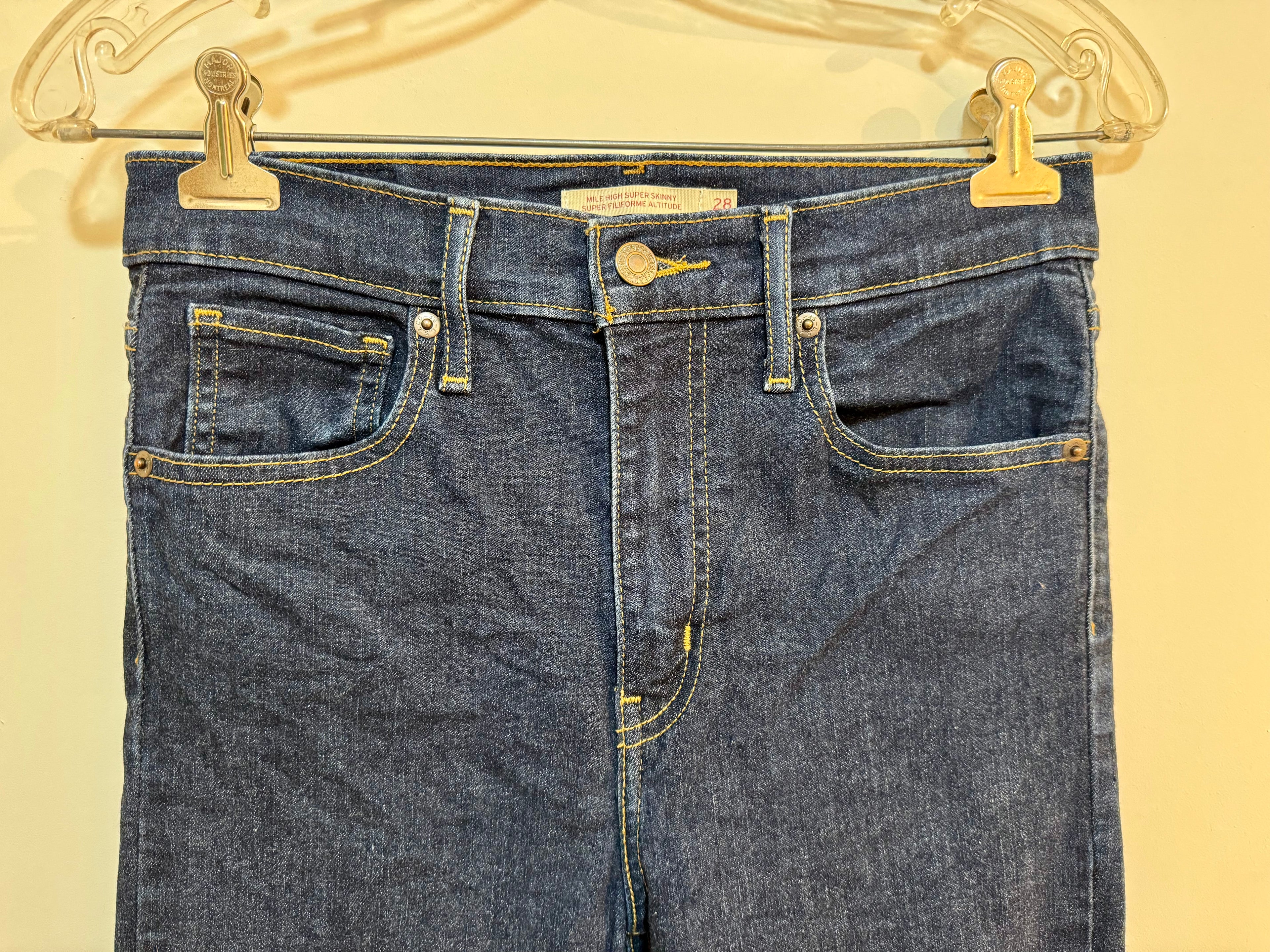 High-Rise Super Skinny LEVI'S jeans- Consigned with VARDO Vintage & Valuables vvvardo.ca
