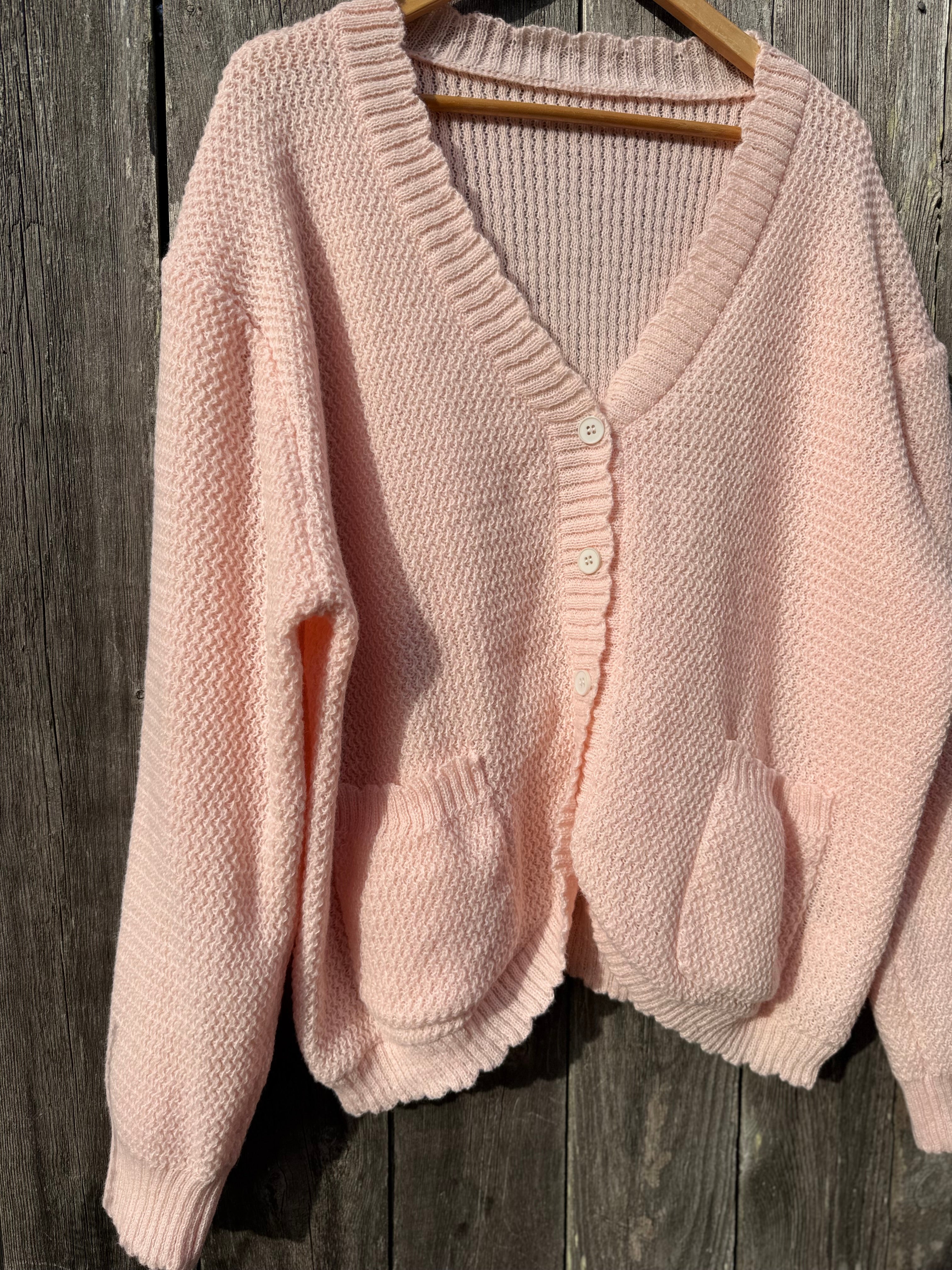 5XL CARDIGAN SWEATER- Consigned with VARDO Vintage & Valuables vvvardo.ca