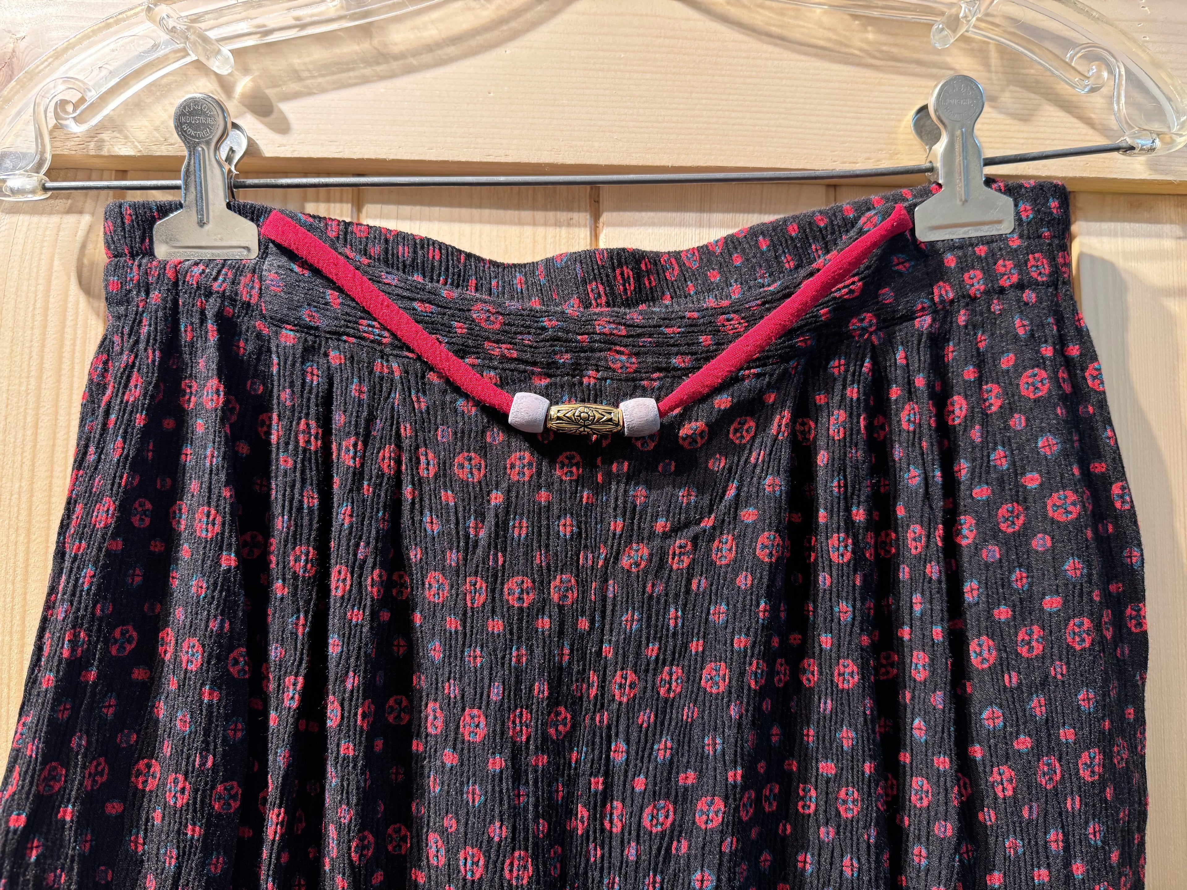 VINTAGE PANTEL PANTS- Consigned with VARDO Vintage & Valuables vvvardo.ca