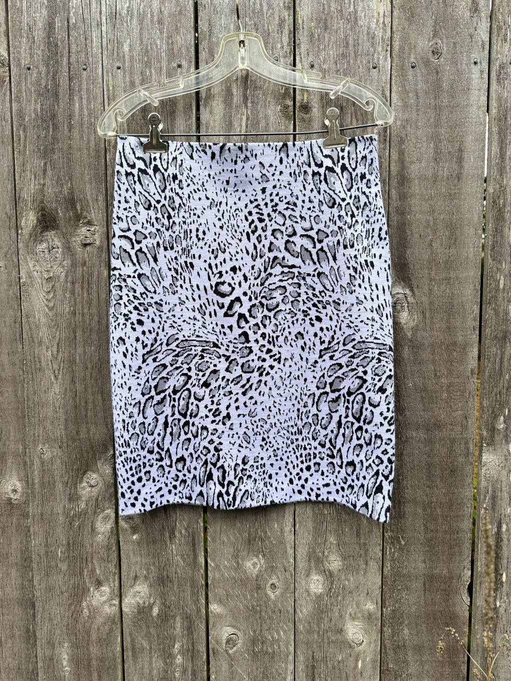 STUDIO POINT ANIMAL PRINT skirt- Consigned with VARDO Vintage & Valuables vvvardo.ca