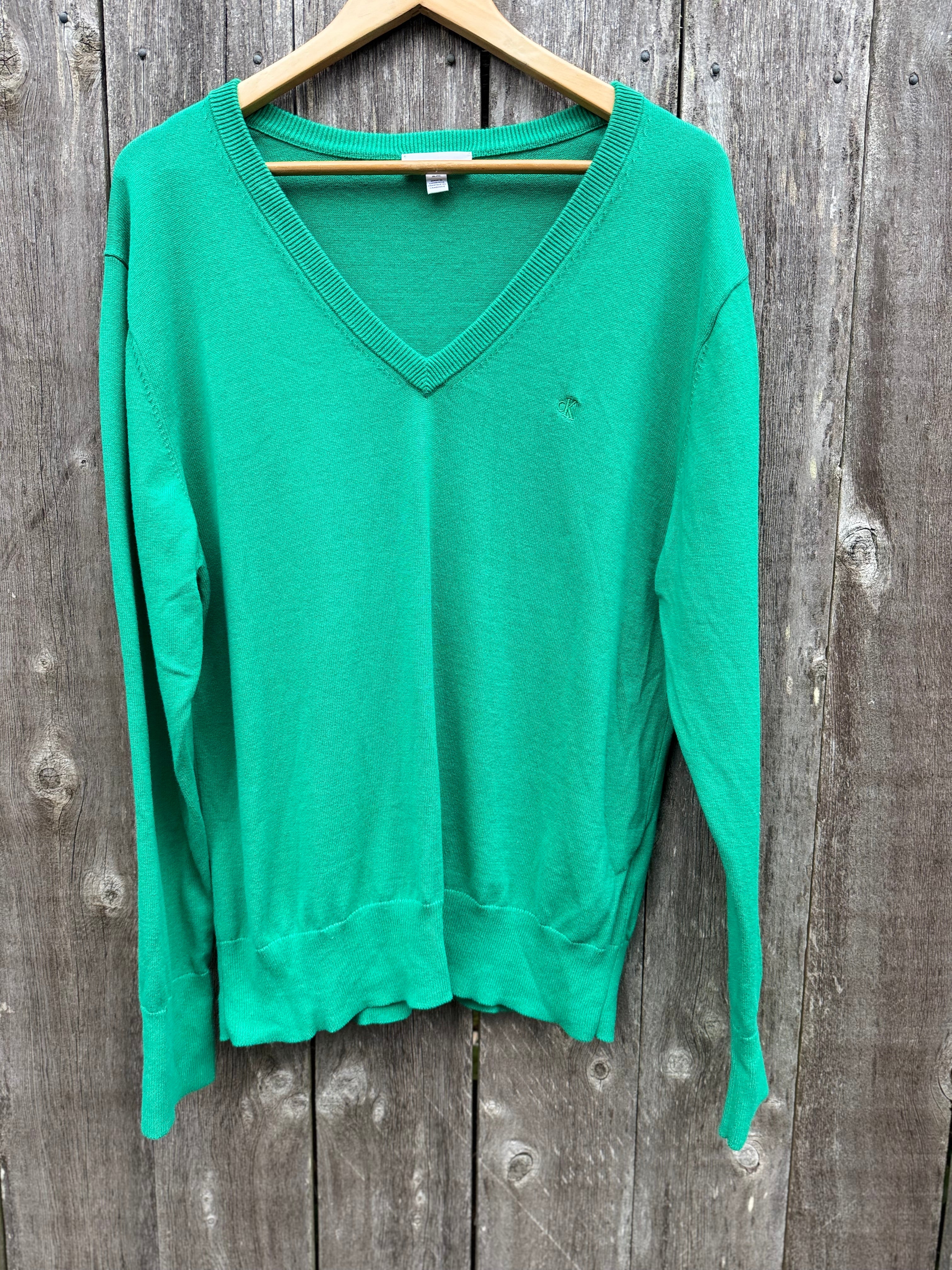 CALVIN KLEIN COTTON SWEATER- Consigned with VARDO Vintage & Valuables vvvardo.ca