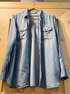 HARLOW BUTTON-UP- Consigned with VARDO Vintage & Valuables vvvardo.ca