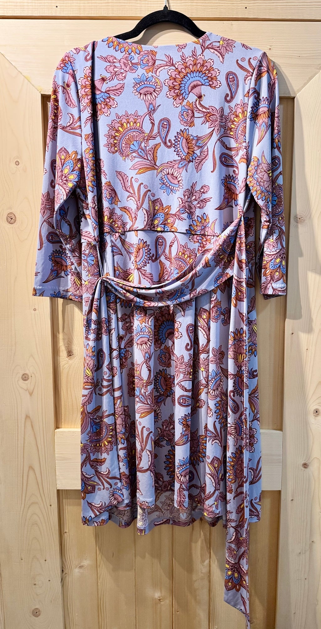A PEA IN THE POD DRESS- Consigned with VARDO Vintage & Valuables vvvardo.ca