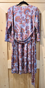 A PEA IN THE POD DRESS- Consigned with VARDO Vintage & Valuables vvvardo.ca