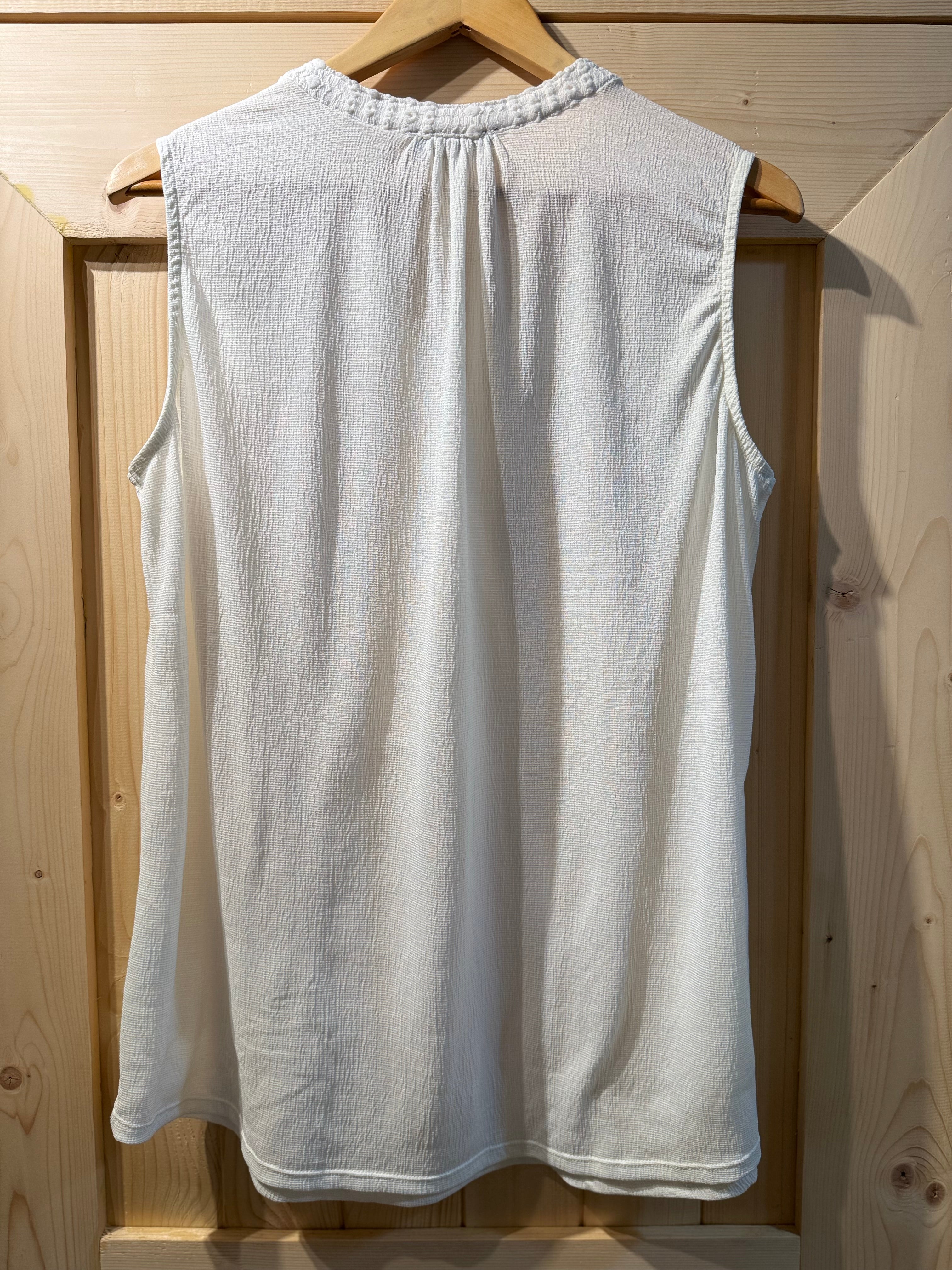 LILY MORGAN SLEEVELESS TOP- Consigned with VARDO Vintage & Valuables vvvardo.ca