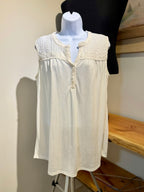 LILY MORGAN SLEEVELESS TOP- Consigned with VARDO Vintage & Valuables vvvardo.ca