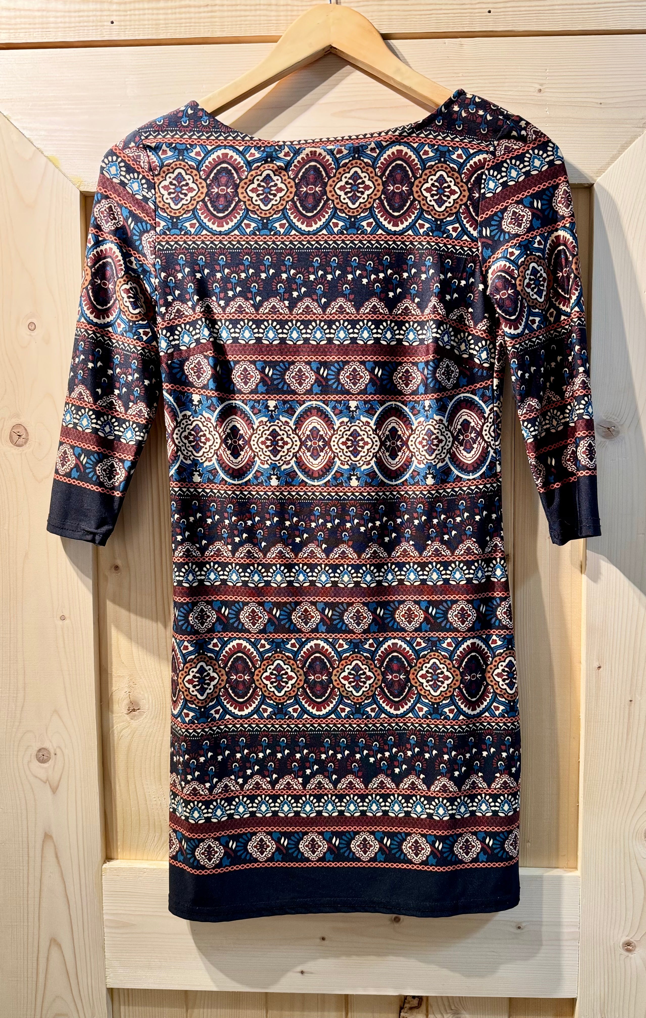 ATMOSPHERE 3/4 SLEEVE DRESS- Consigned with VARDO Vintage & Valuables vvvardo.ca