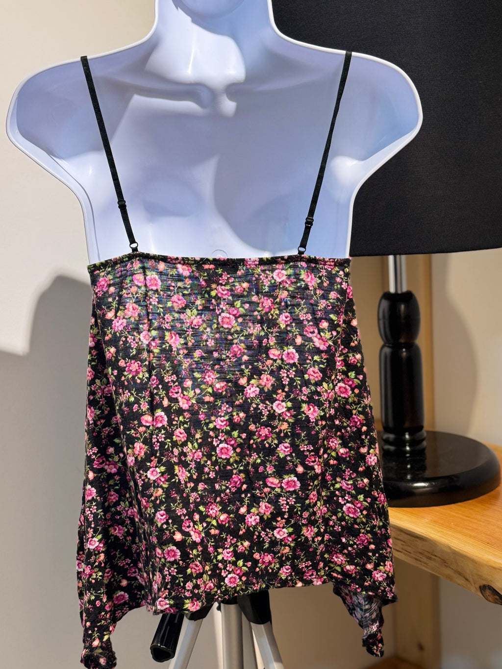 UK2LA Rayon spaghetti strap top- Consigned with VARDO Vintage & Valuables vvvardo.ca