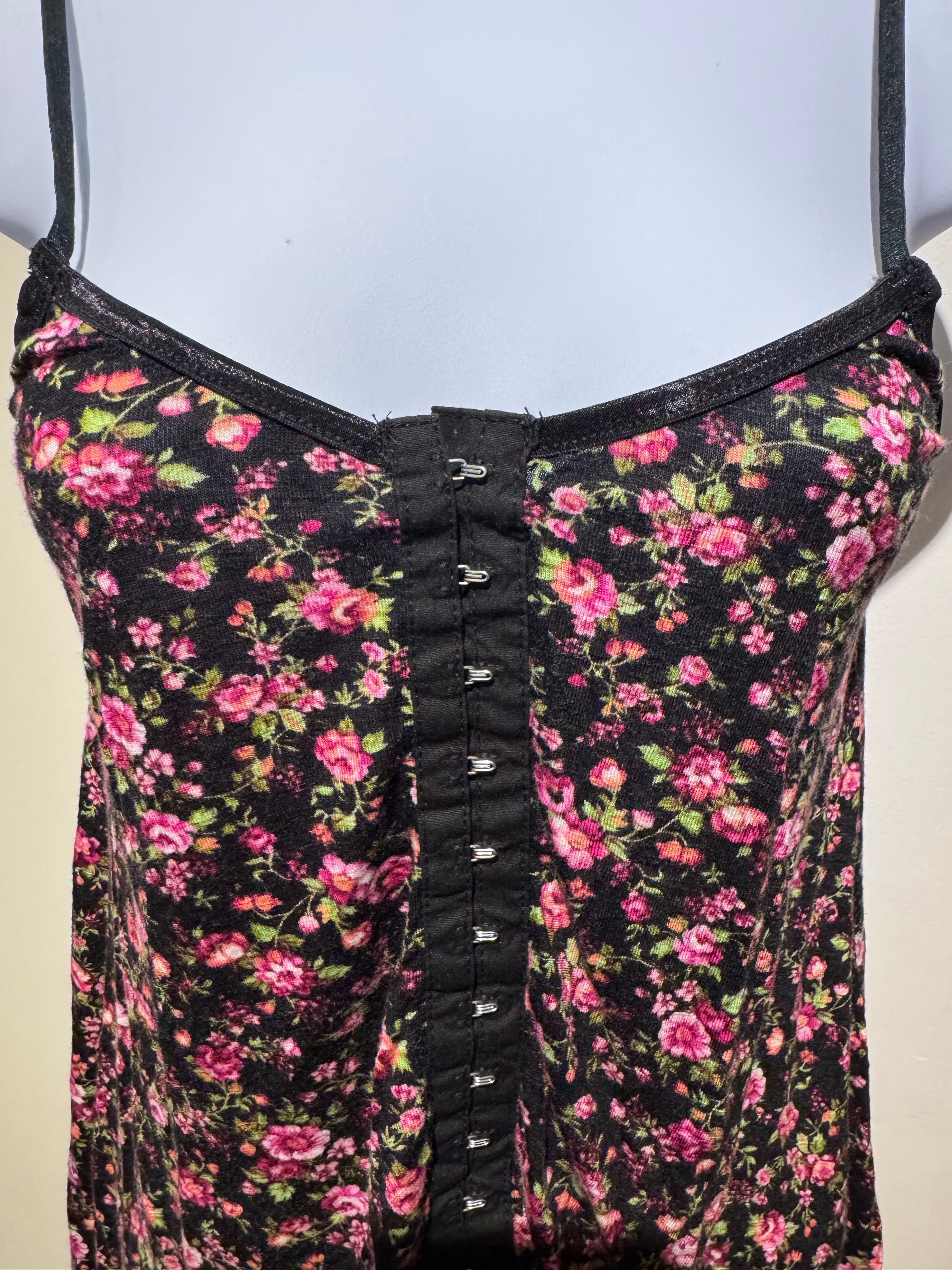 UK2LA Rayon spaghetti strap top- Consigned with VARDO Vintage & Valuables vvvardo.ca