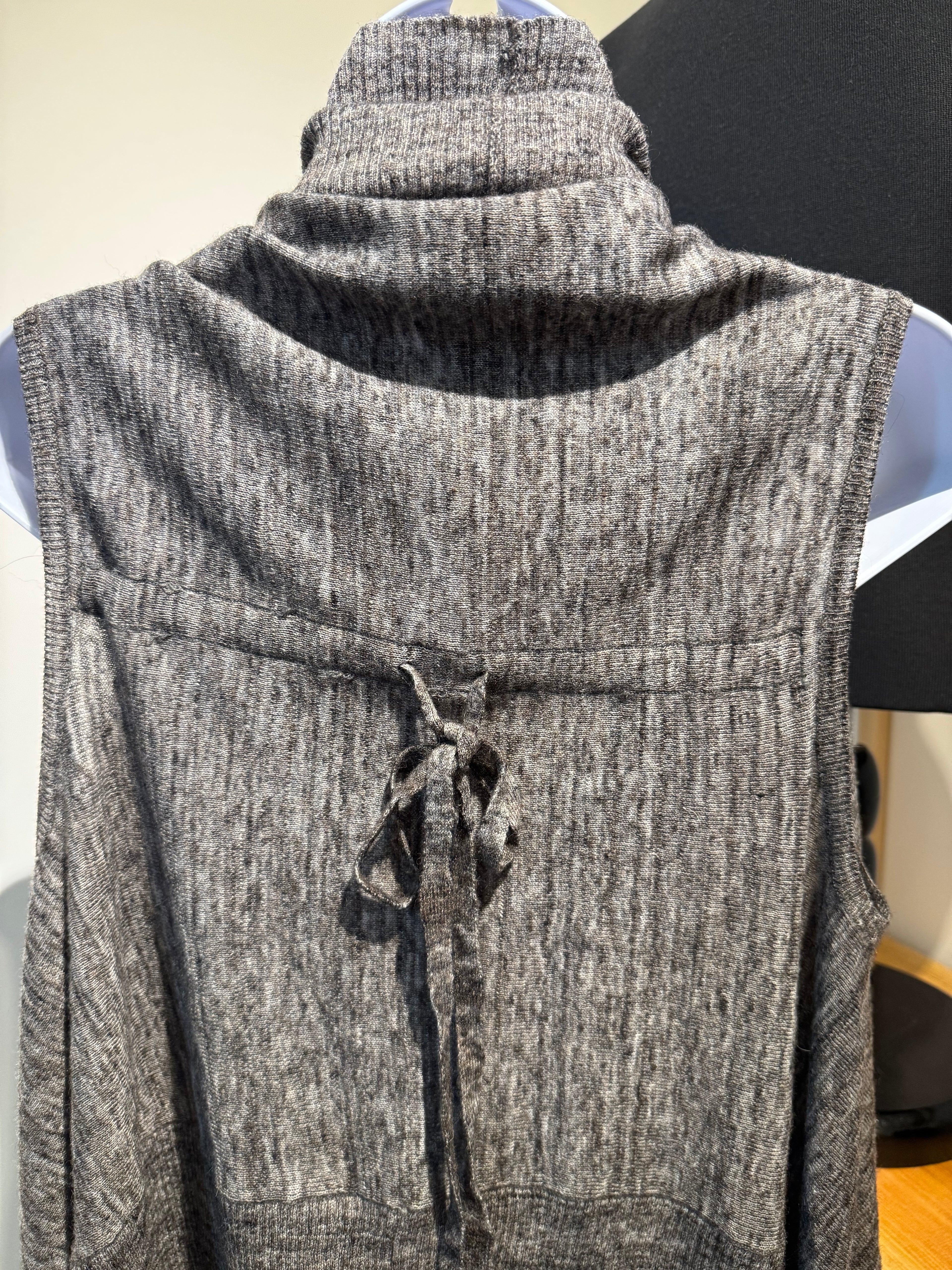 GAP Alpaca Wool Waterfall Sweater Vest- Consigned with VARDO Vintage & Valuables vvvardo.ca