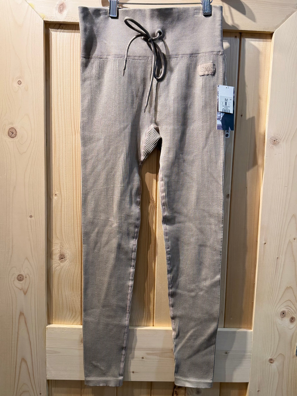 SMR SOMMER RAY Leggings- Consigned with VARDO Vintage & Valuables vvvardo.ca