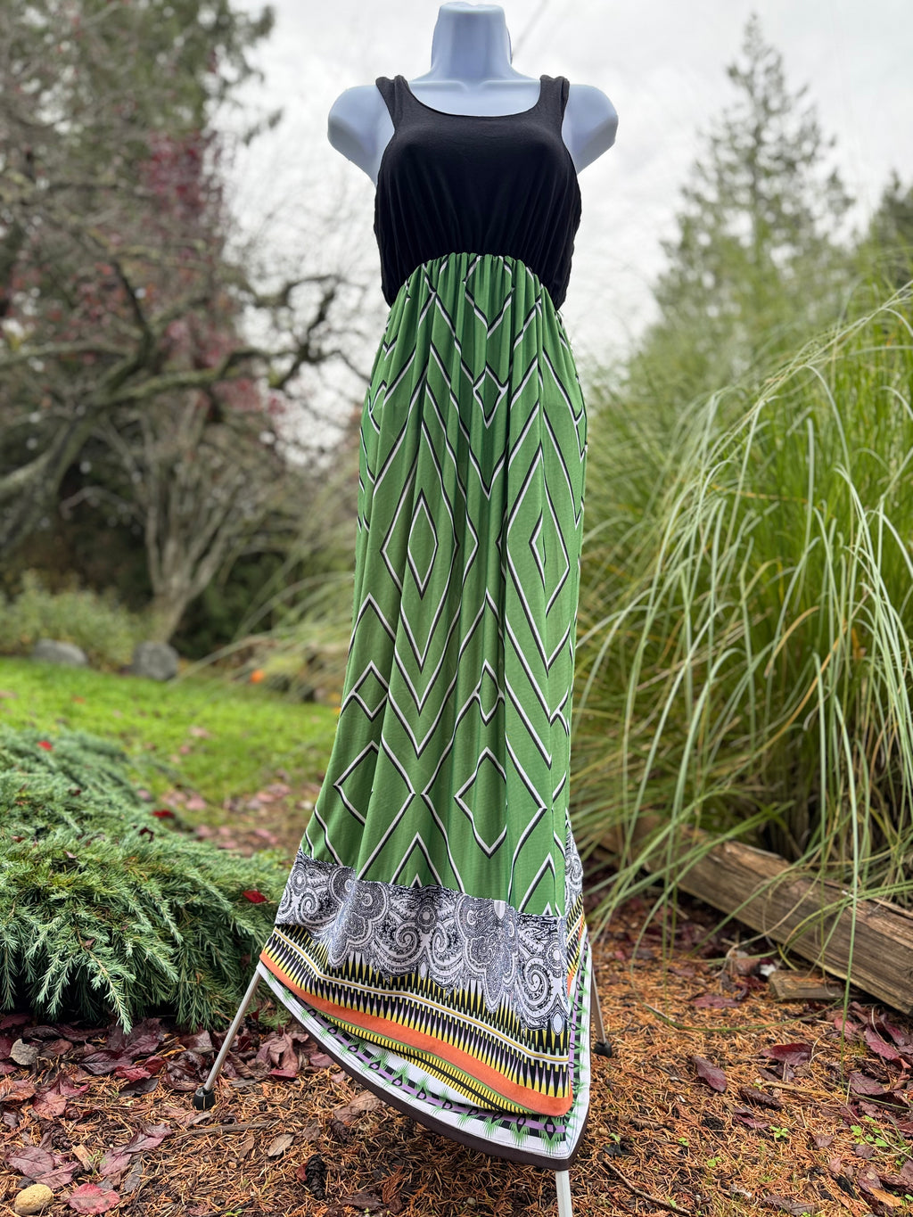 CHAI MAXI DRESS- Consigned with VARDO Vintage & Valuables vvvardo.ca