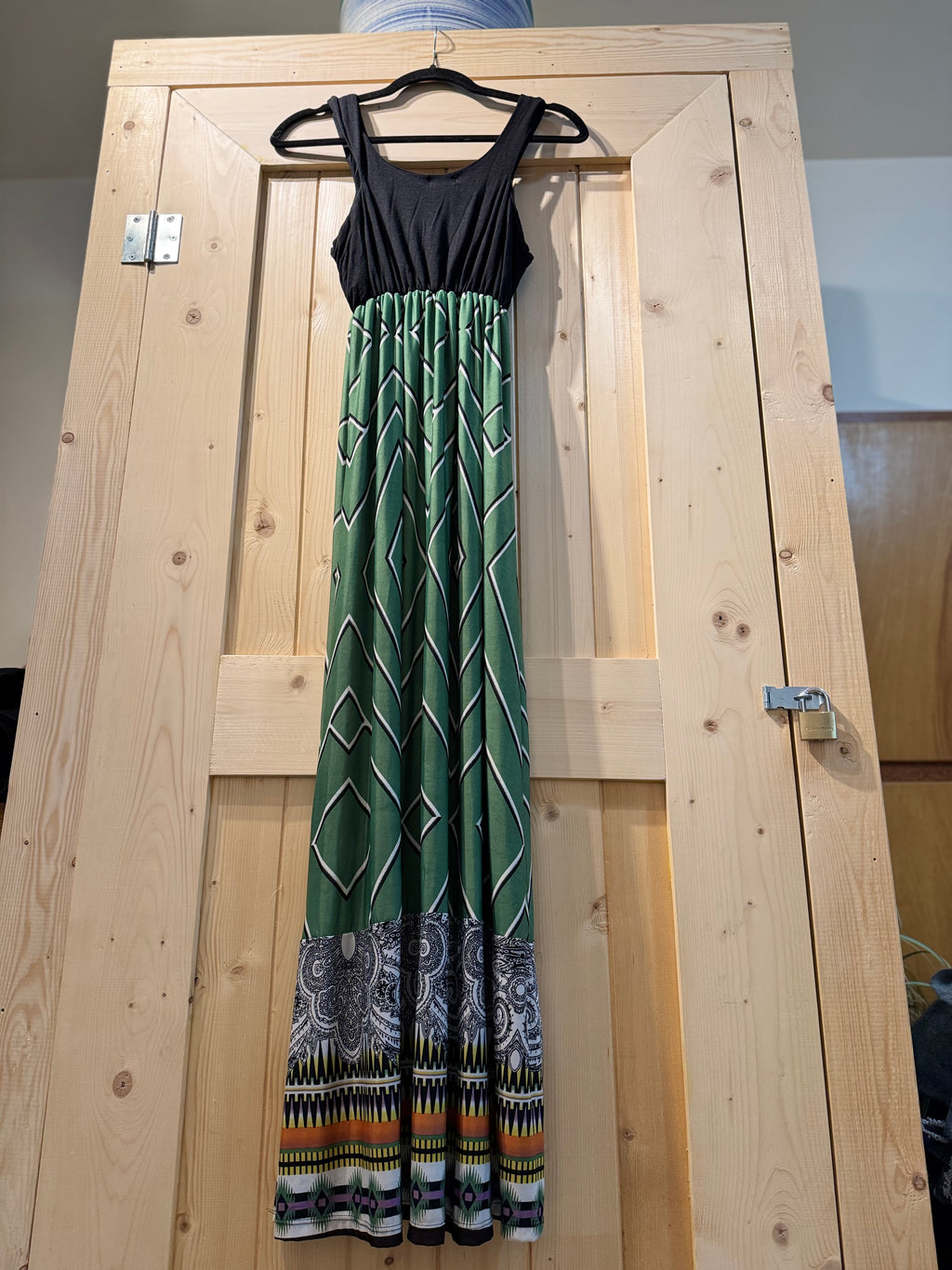 CHAI MAXI DRESS- Consigned with VARDO Vintage & Valuables vvvardo.ca