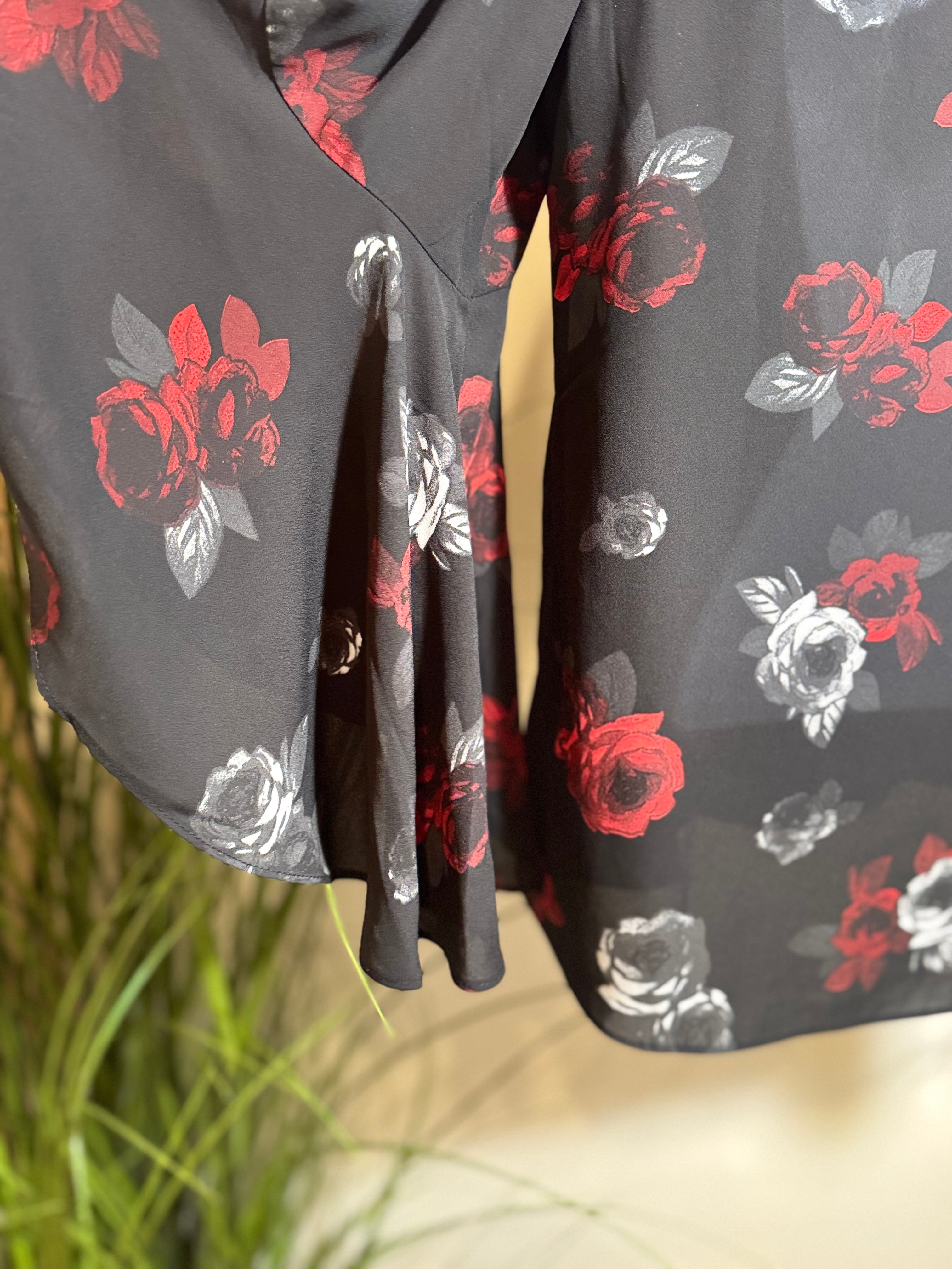 SUZY SHIER blouse with ANGLED WATERFALL FLOUNCY SLEEVES - Consigned with VARDO Vintage & Valuables vvvardo.ca