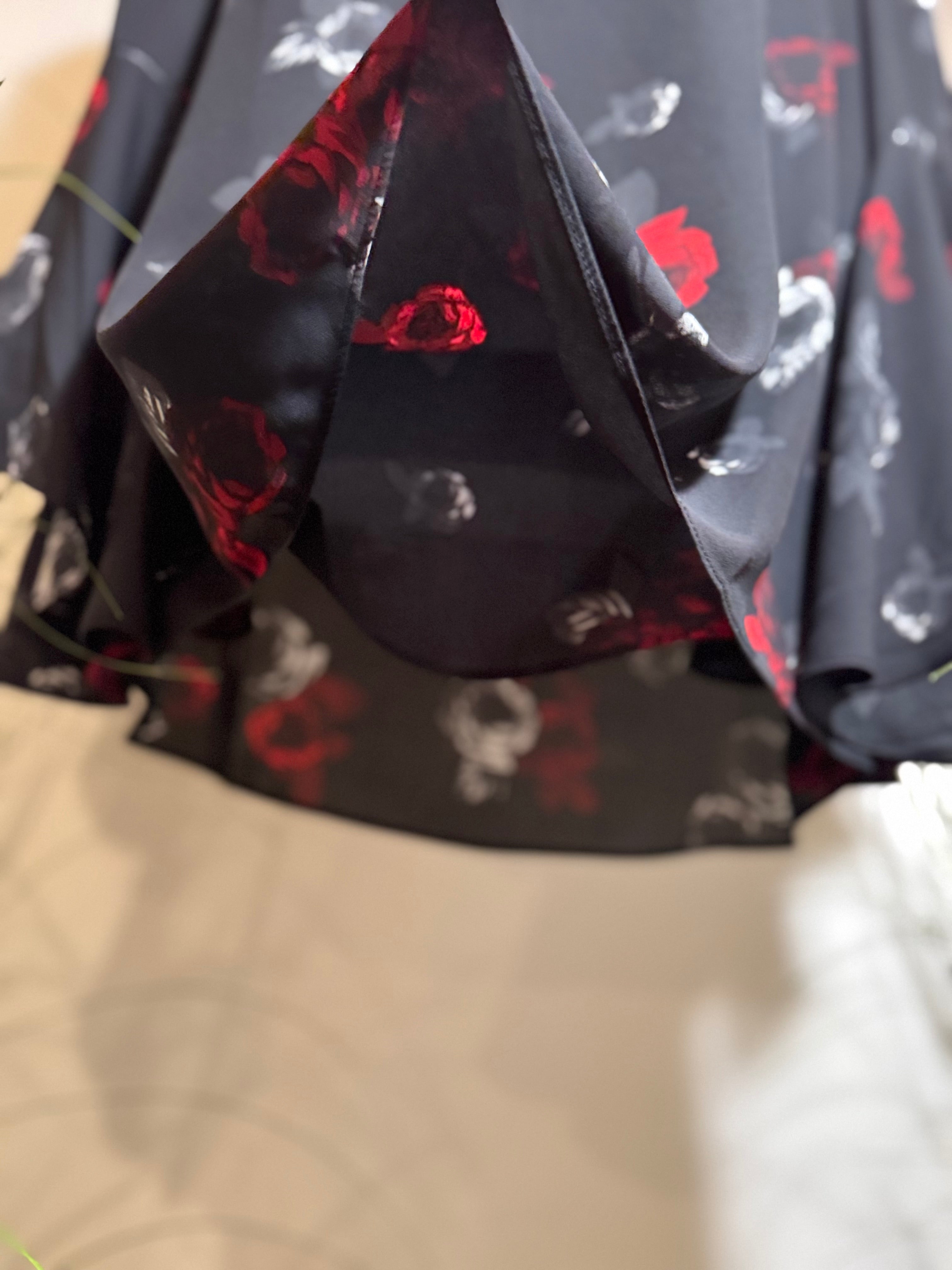 SUZY SHIER blouse with ANGLED WATERFALL FLOUNCY SLEEVES - Consigned with VARDO Vintage & Valuables vvvardo.ca