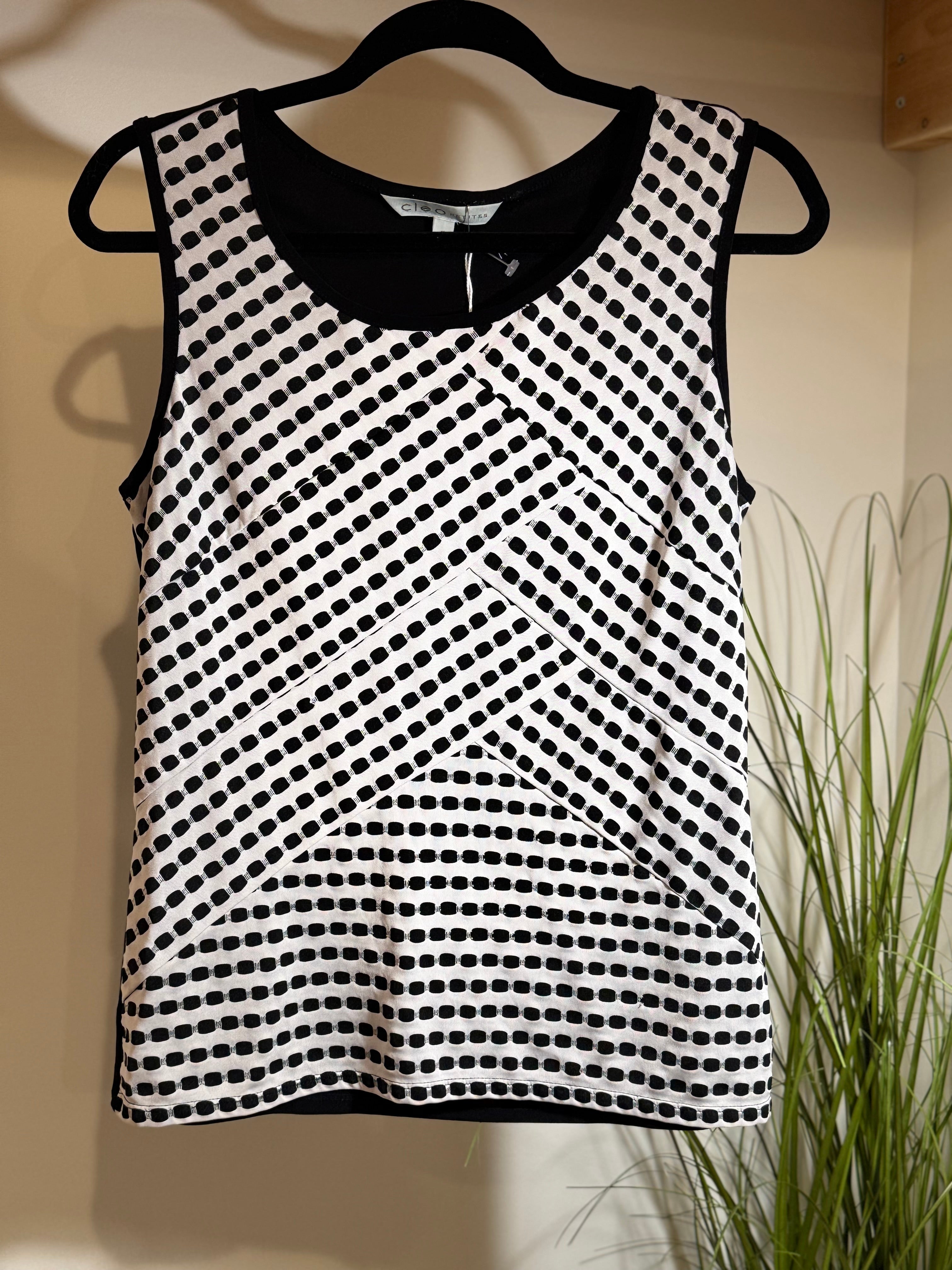 CLEO PETITES SLEEVELESS BLOUSE - Consigned with VARDO Vintage & Valuables vvvardo.ca