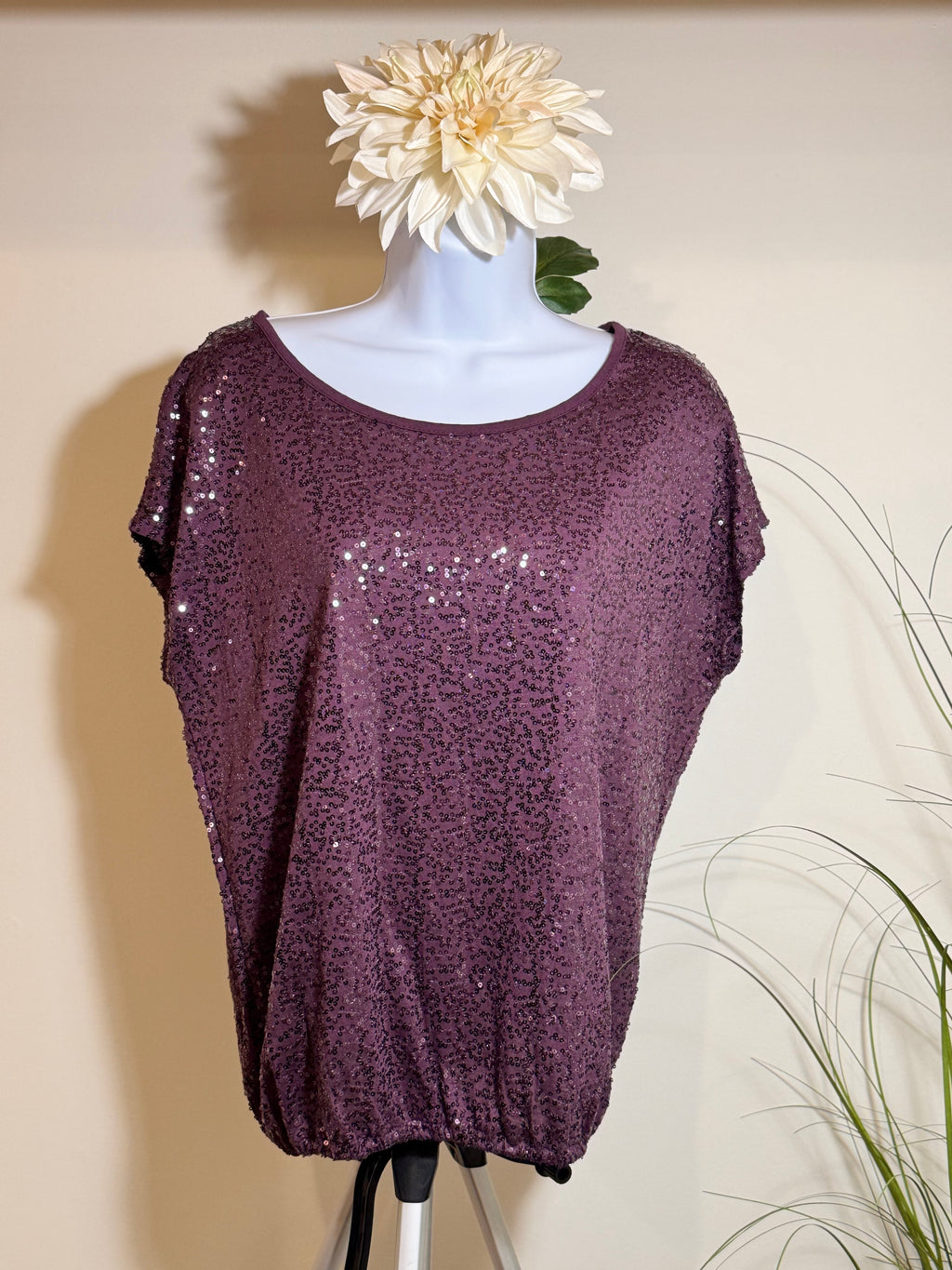 KISMET PURPLE SEQUIN TOP - Consigned with VARDO Vintage & Valuables vvvardo.ca