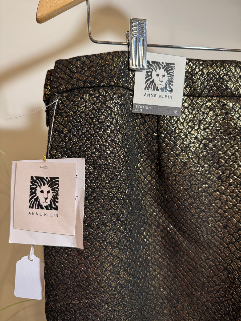 ANNE KLEIN GOLD & BLACK coloured DRESS PANTS- Consigned with VARDO Vintage & Valuables vvvardo.ca